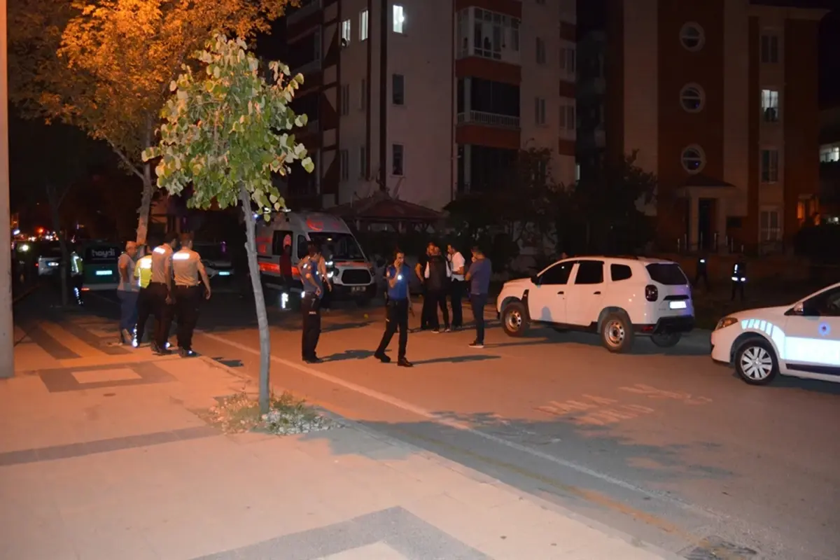 Kızıyla boşanmak üzere olan damadını 9 el ateş ederek öldürdü