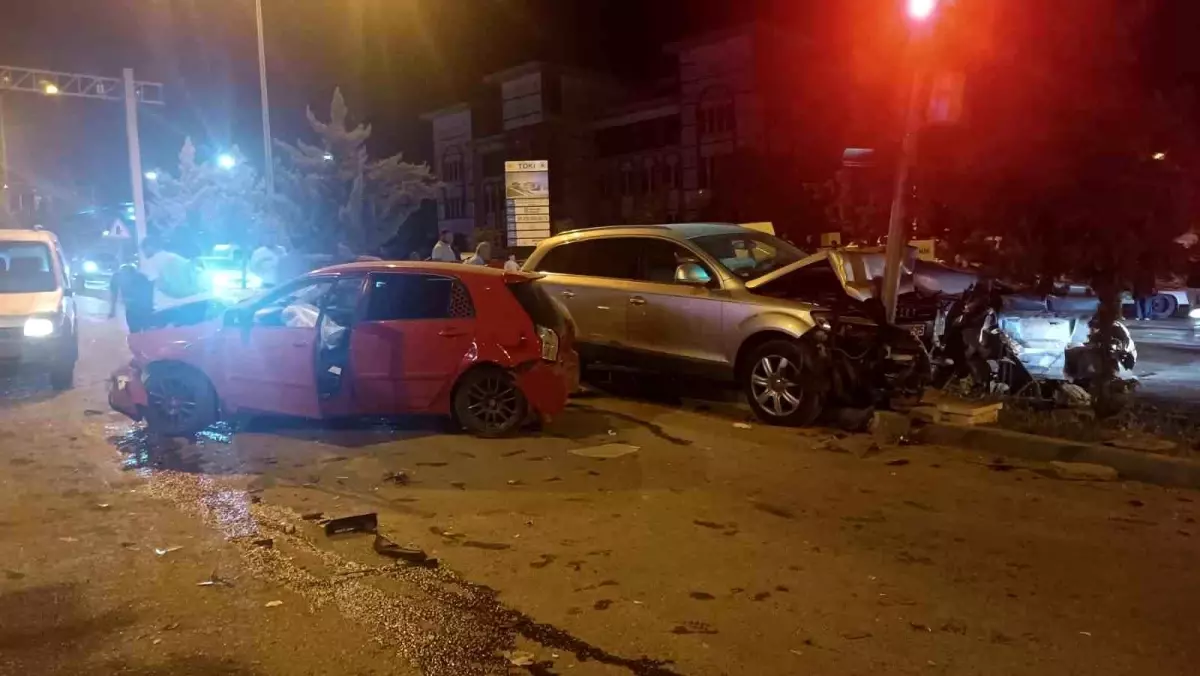 Malatya'da Zincirleme Trafik Kazası: 7 Yaralı