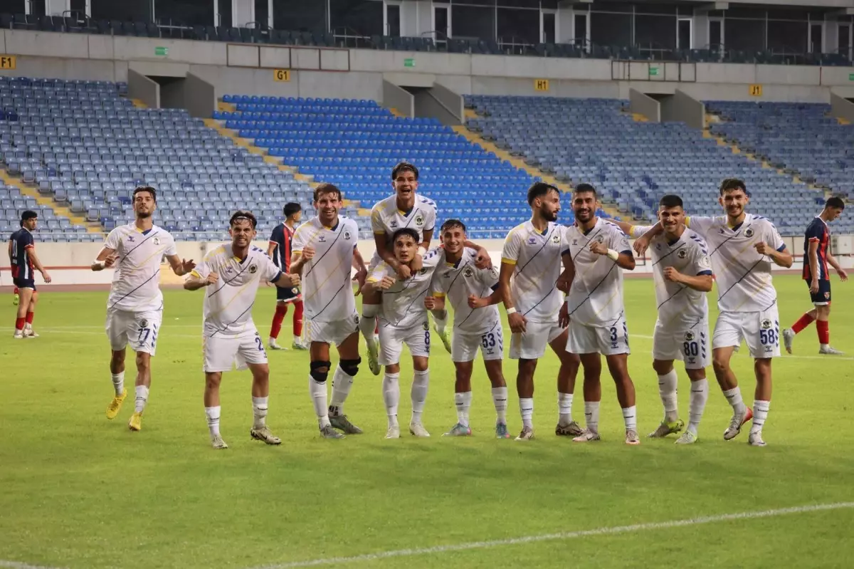 Menemen FK, Arnavutköy Belediyespor ile İlk Maçında Galibiyet Peşinde