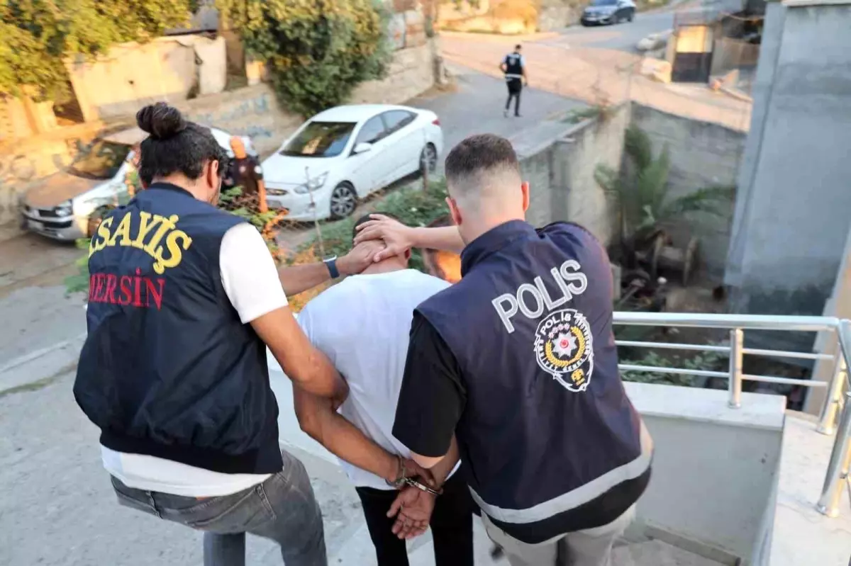 Mersin'de Eş Zamanlı Operasyonda 56 Kişi Yakalandı