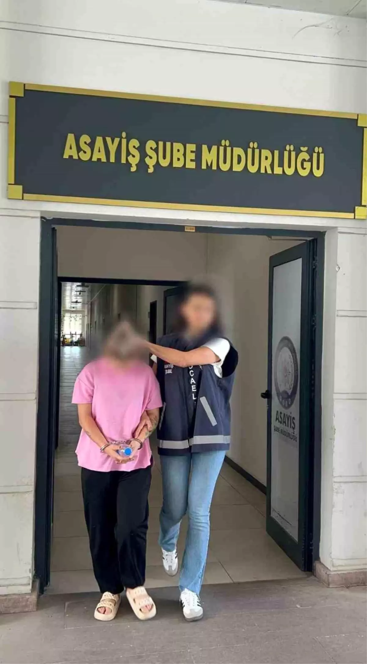 Kocaeli'de Kamu Görevlisi Kılığında Dolandırıcılık