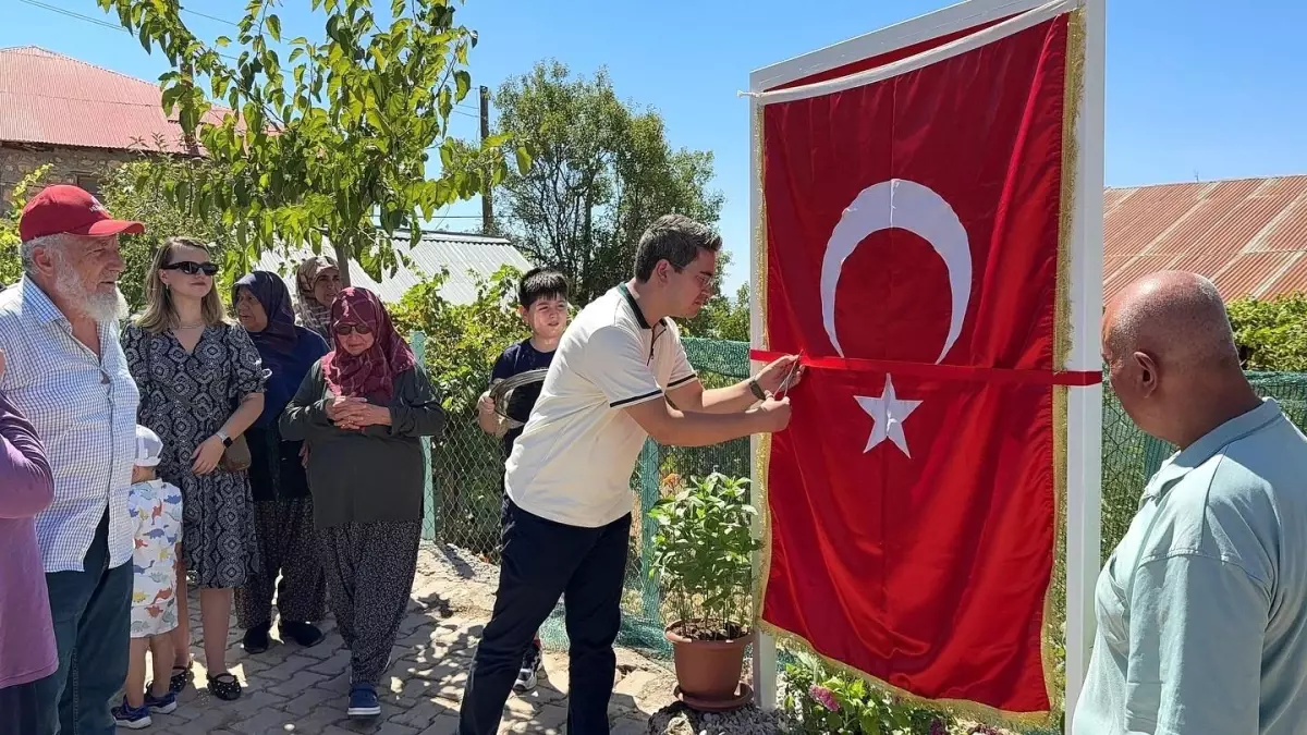 Şehit Jandarma Kıdemli Üstçavuş Hüseyin Cahit Özer'in İsmi Boylu Köyü'nde Yaşatılacak