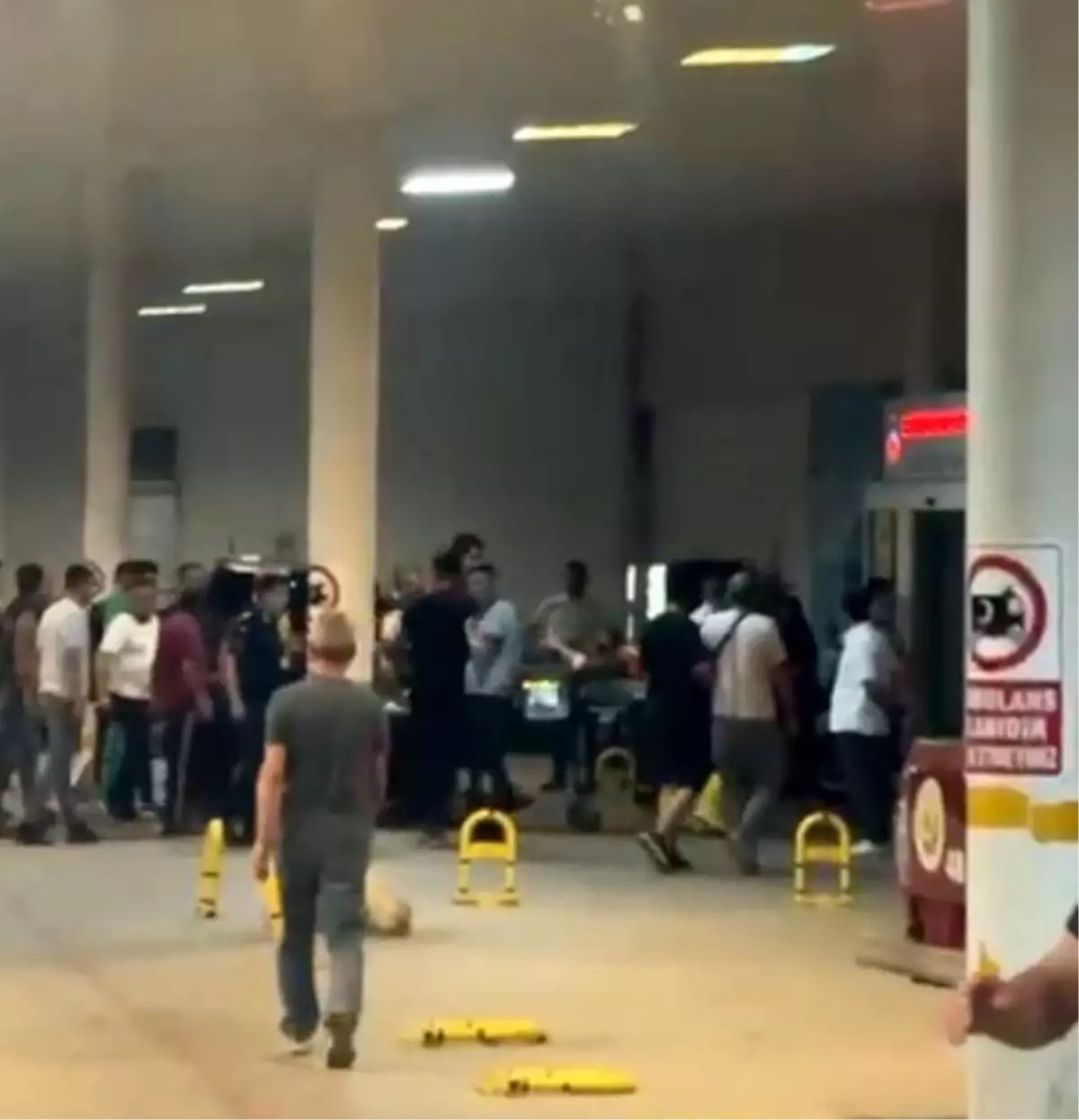 Muğla'da Yangın Söndürme Uçağı Acil İniş Yaptı, Pilot Hastaneye Kaldırıldı