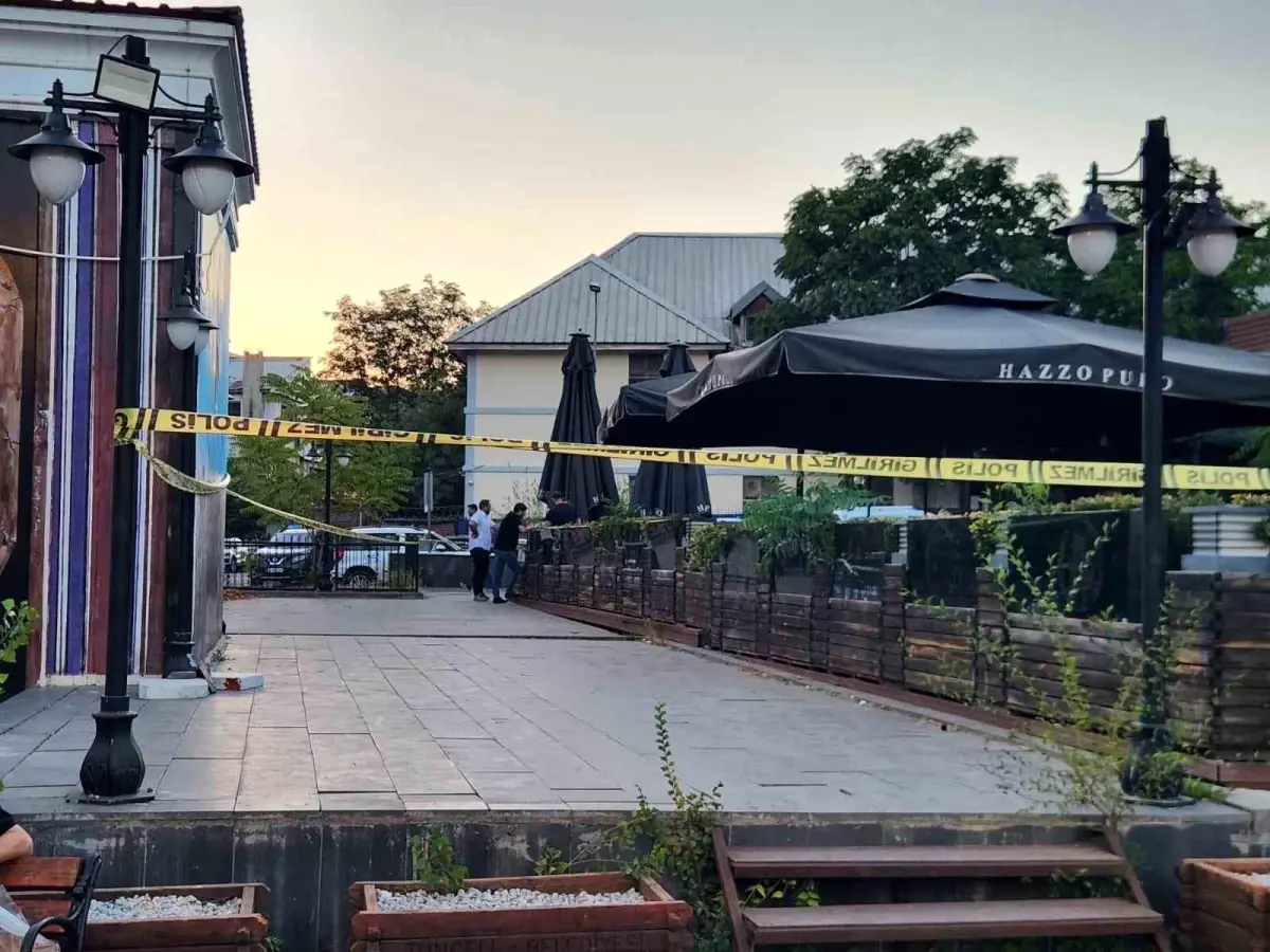 Tunceli'de Restoran Sahiplerine Silahlı Saldırı: 1 Ölü, 1 Yaralı