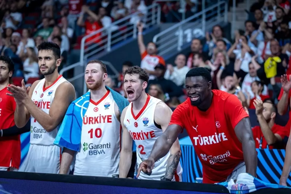 A Milli Erkek Basketbol Takımı'ndan 3'te 3 Başarı