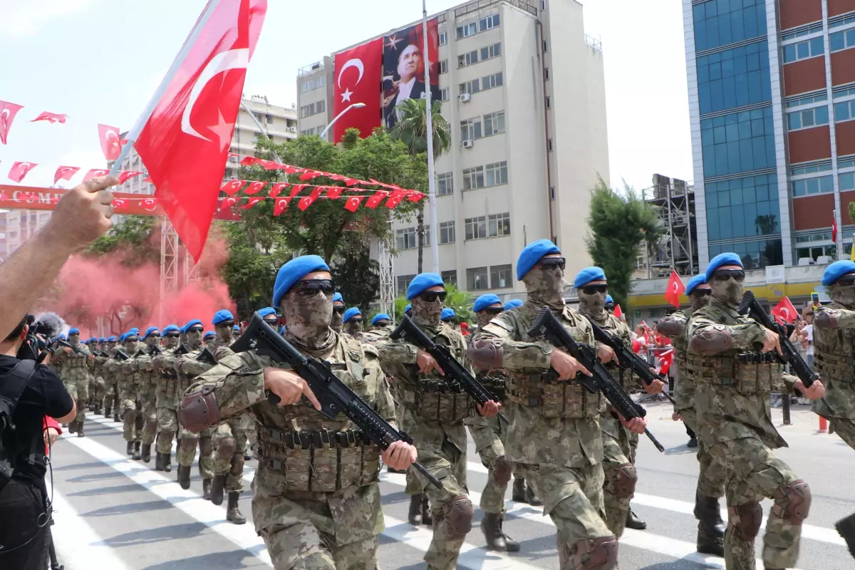 Adana'da 30 Ağustos Zaferi törenle kutlandı