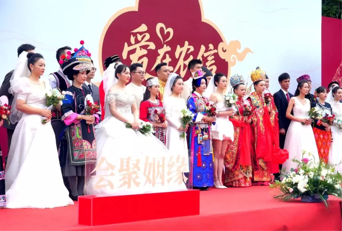 Çin'de Qixi Festivali Renkli Düğün Törenleriyle Kutlandı
