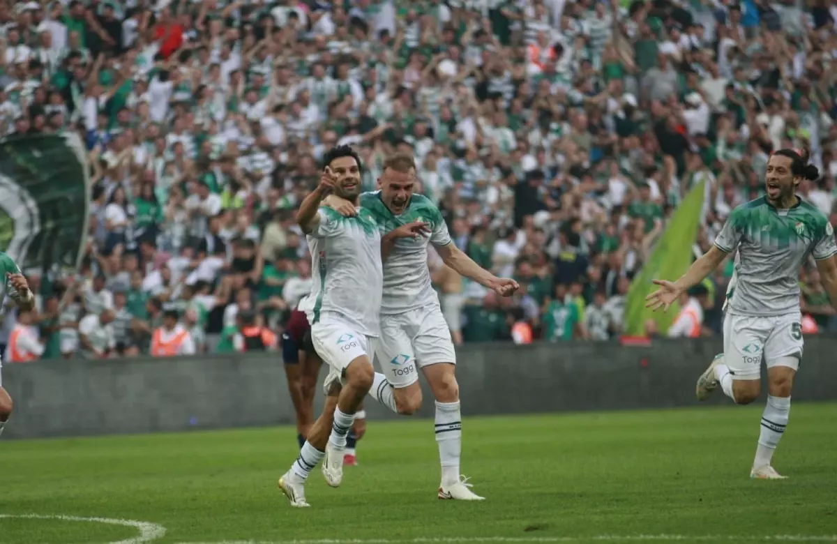 Bursaspor, 1461 Trabzon'u 1-0 ile Geçti
