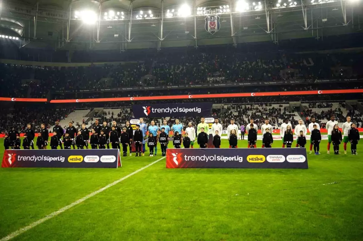 Beşiktaş, Corendon Alanyaspor ile 19. Randevusuna Çıkıyor