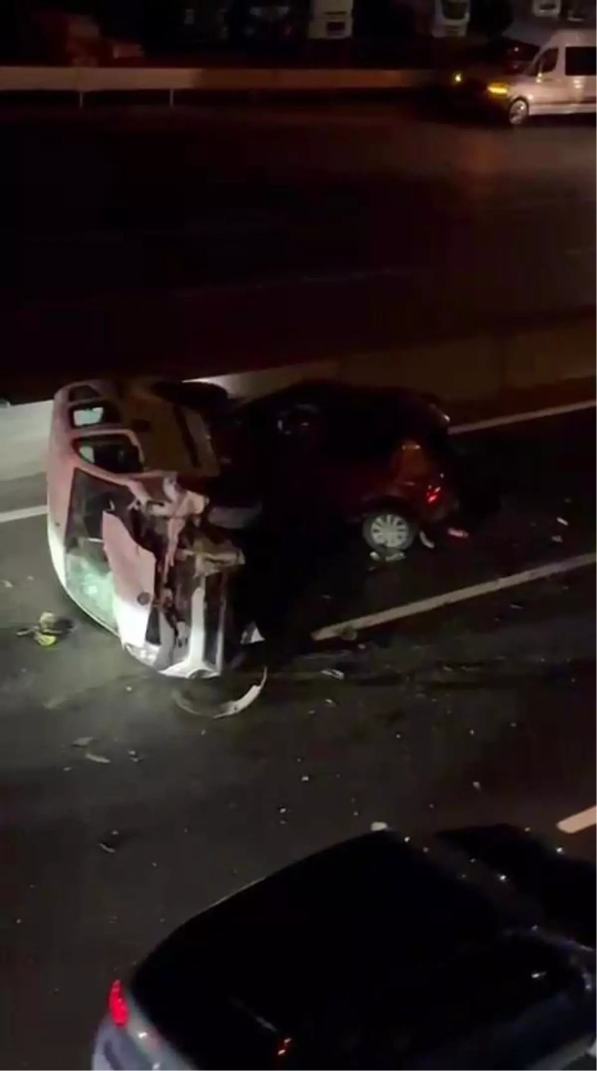 Kocaeli'de Trafik Kazası: 2 Çocuk Yaralandı