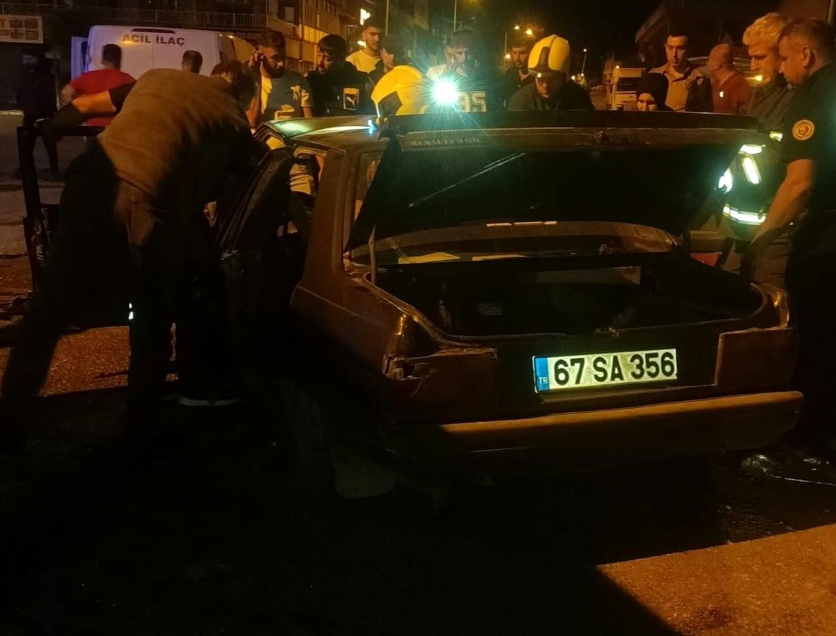 Karabük'te Trafik Kazası: İki Yaralı
