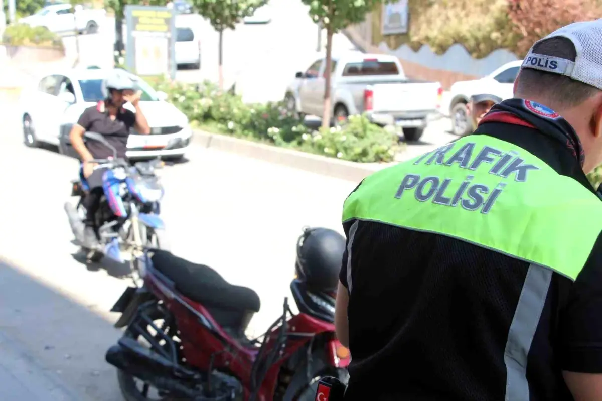 Şırnak'ta Motosiklet Sürücülerine Güvenlik Eğitimleri Verildi
