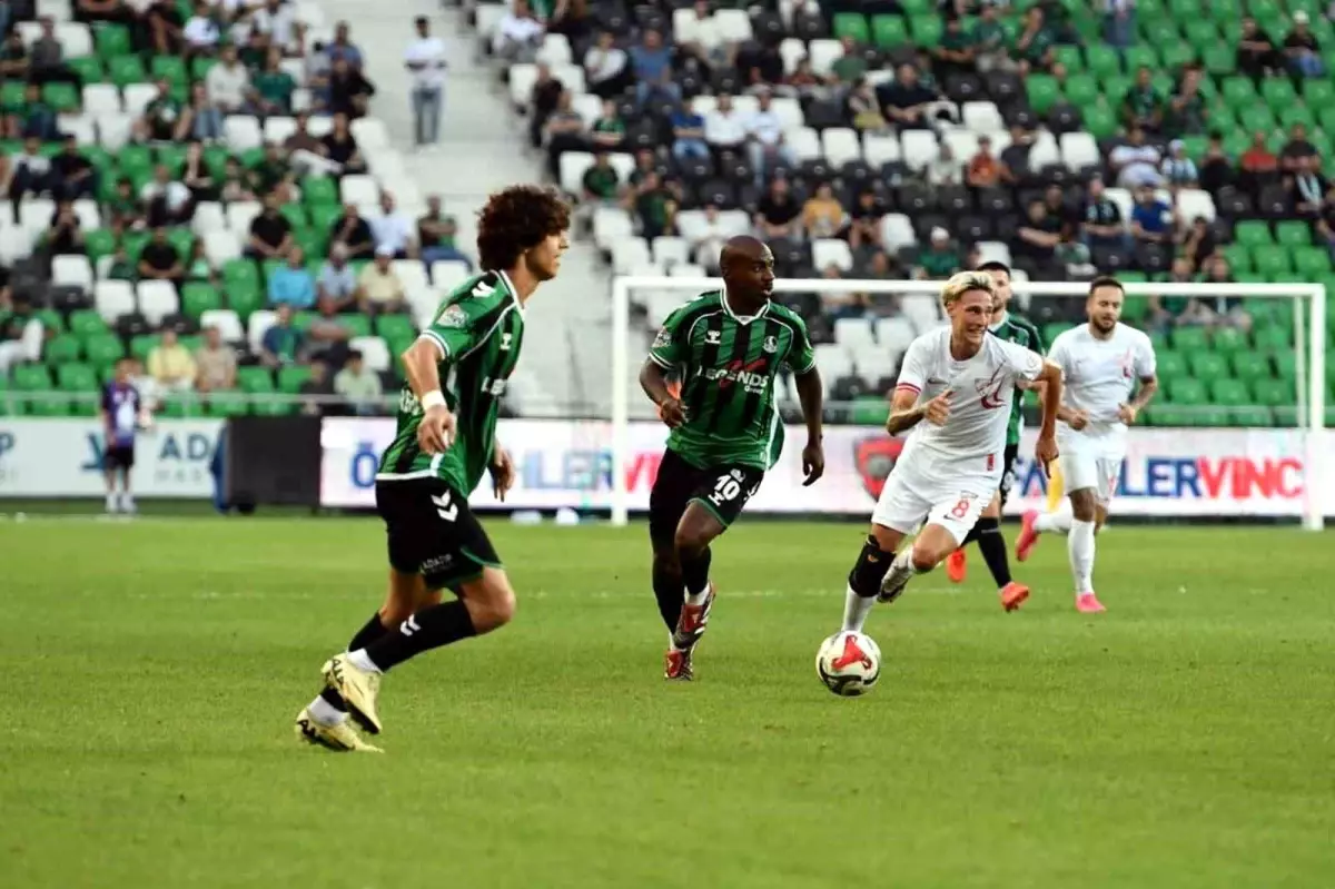 Sakaryaspor, Boluspor'a 4-1 Yenildi
