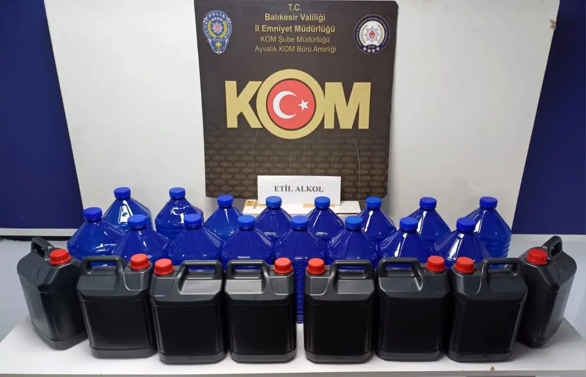 Ayvalık'ta Yasa Dışı Alkol Operasyonu: 120 Litre Ele Geçirildi