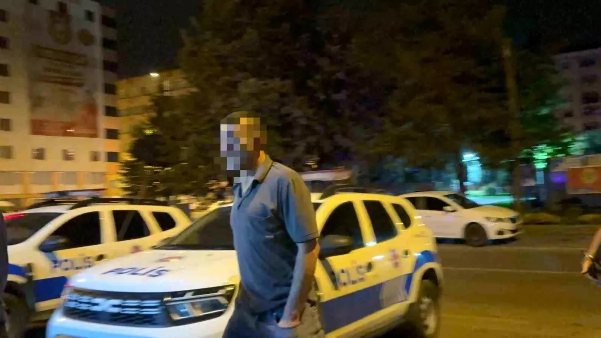 Kayseri'de İki Kez İntihara Kalkışan Şahıs Polis Tarafından İkna Edildi