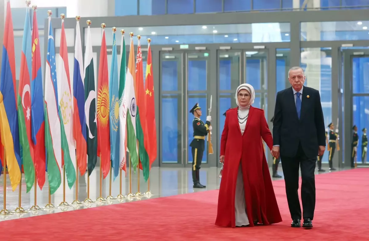 Cumhurbaşkanı Erdoğan ve eşi Çin Devlet Başkanı Şi'nin onuruna akşam yemeğine katıldı