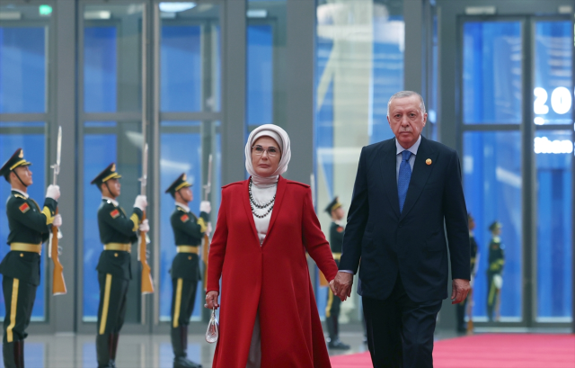 cumhurbaskani erdogan ve esi sanghay zirvesi nde 18999688 4404 m