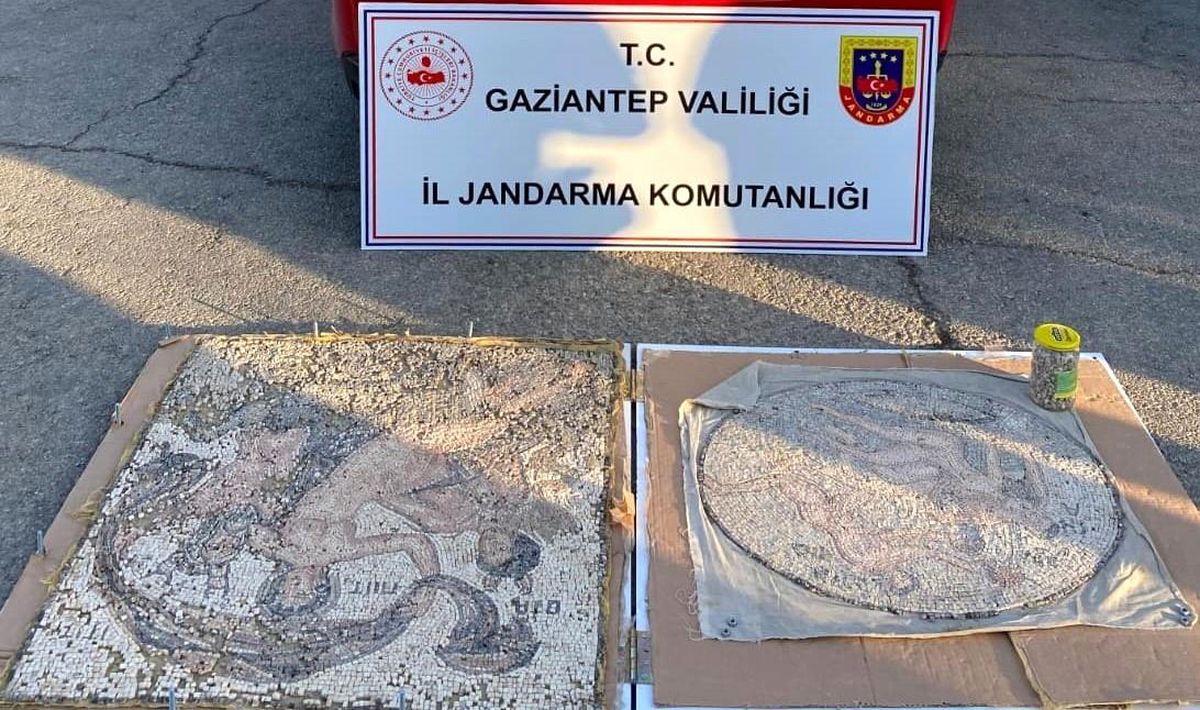 Gaziantep'te Tarihi Mozaik Kaçakçılığı Operasyonu: 3 Şüpheli Yakalandı