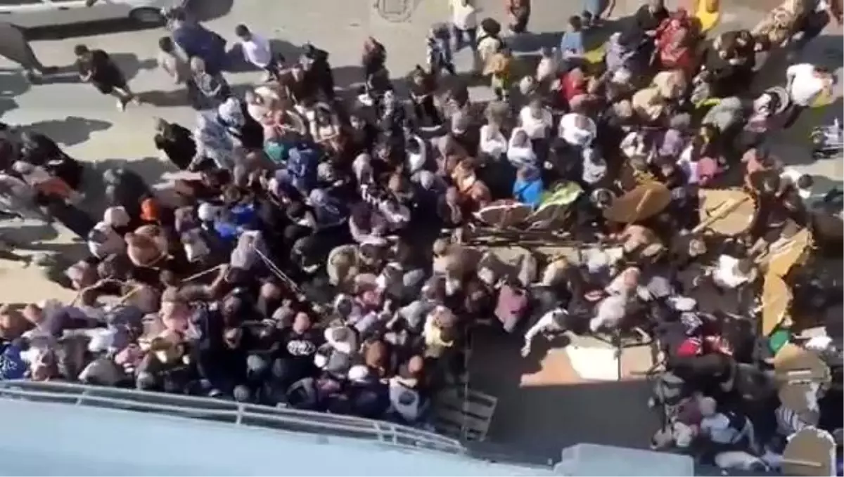 Bursa'da Alışveriş Mağazası Açılışı İsyana Sebep Oldu