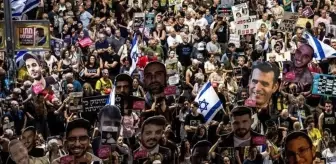 İsrail'de on binlerce kişi Netanyahu hükümetini protesto etti