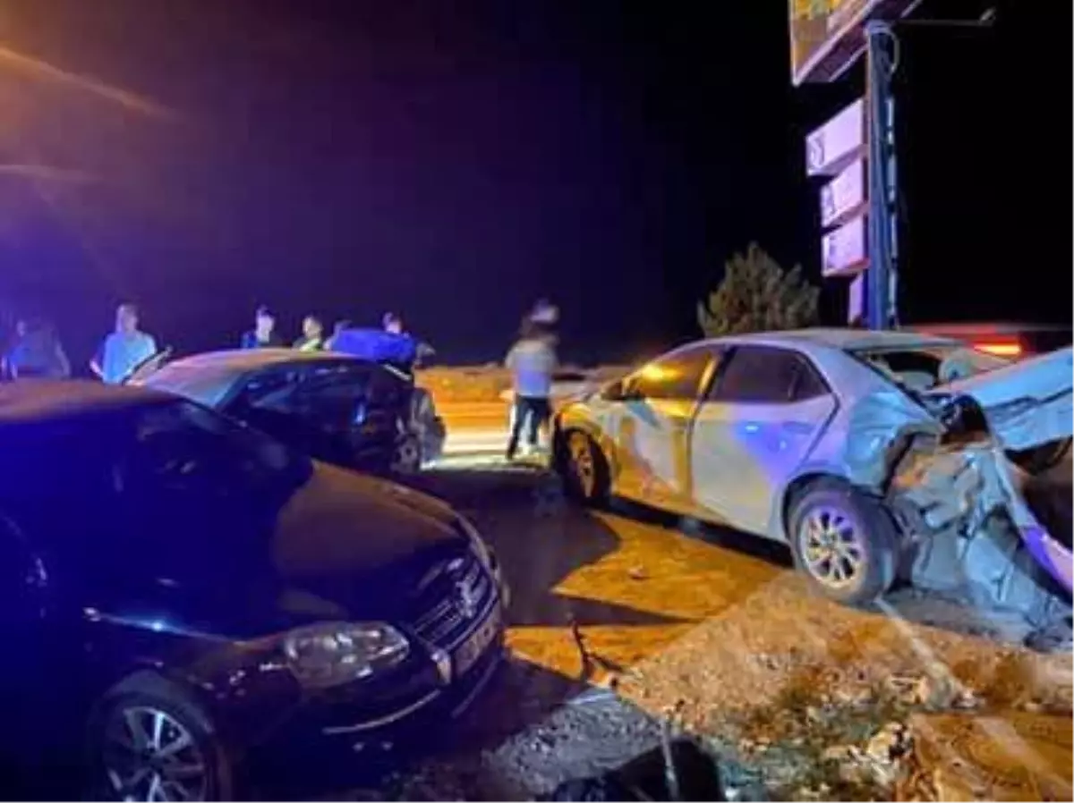 Kahramanmaraş'ta Trafik Kazası: 3 Yaralı