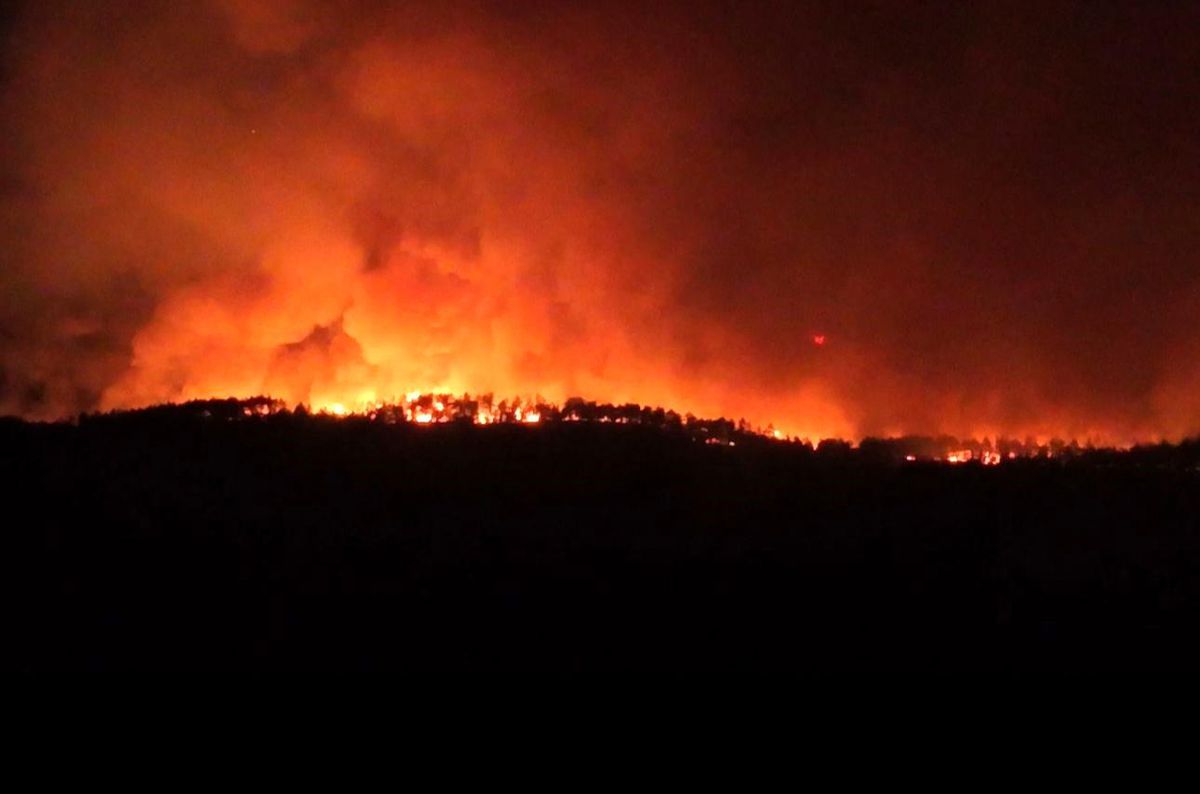 Karabük'teki Orman Yangınına Mücadele Devam Ediyor