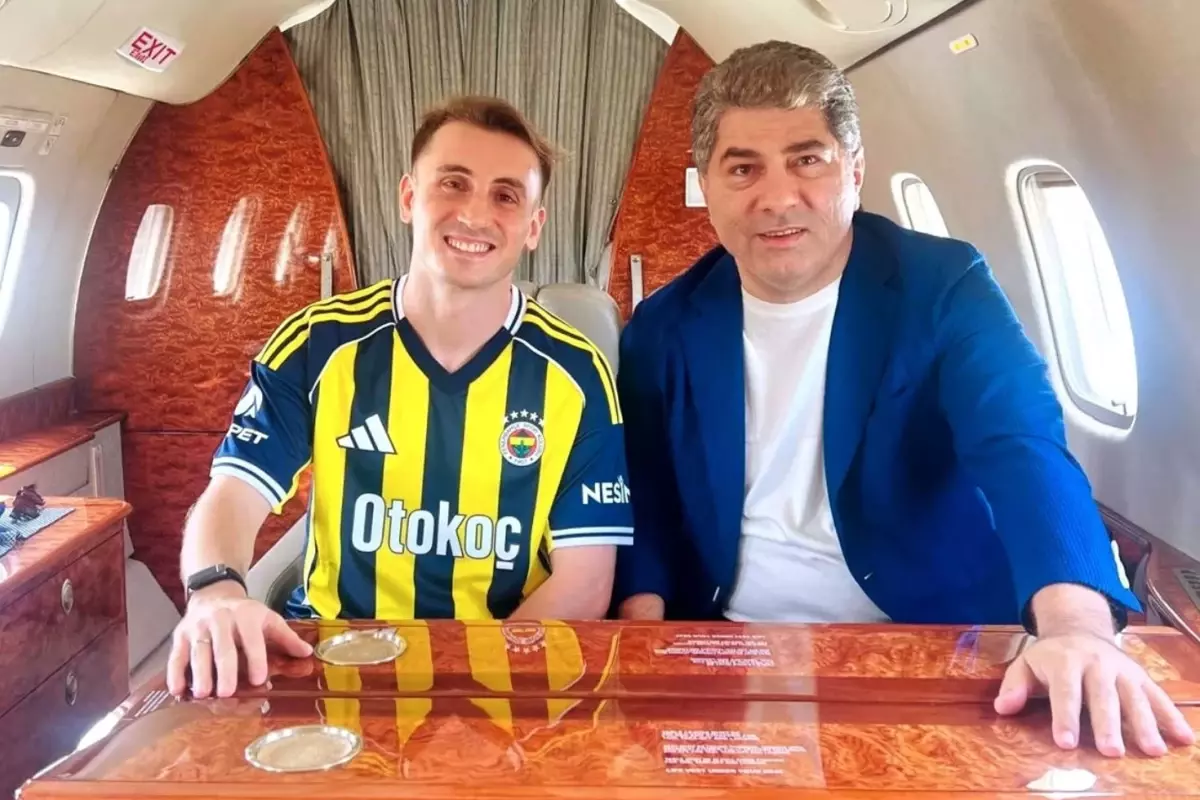 Kerem Aktürkoğlu Fenerbahçe formasını giydi, o not gündem oldu