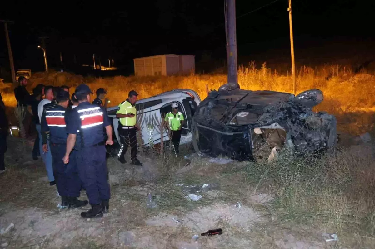 Nevşehir-Niğde Karayolu'nda Feci Kaza: 5 Yaralı