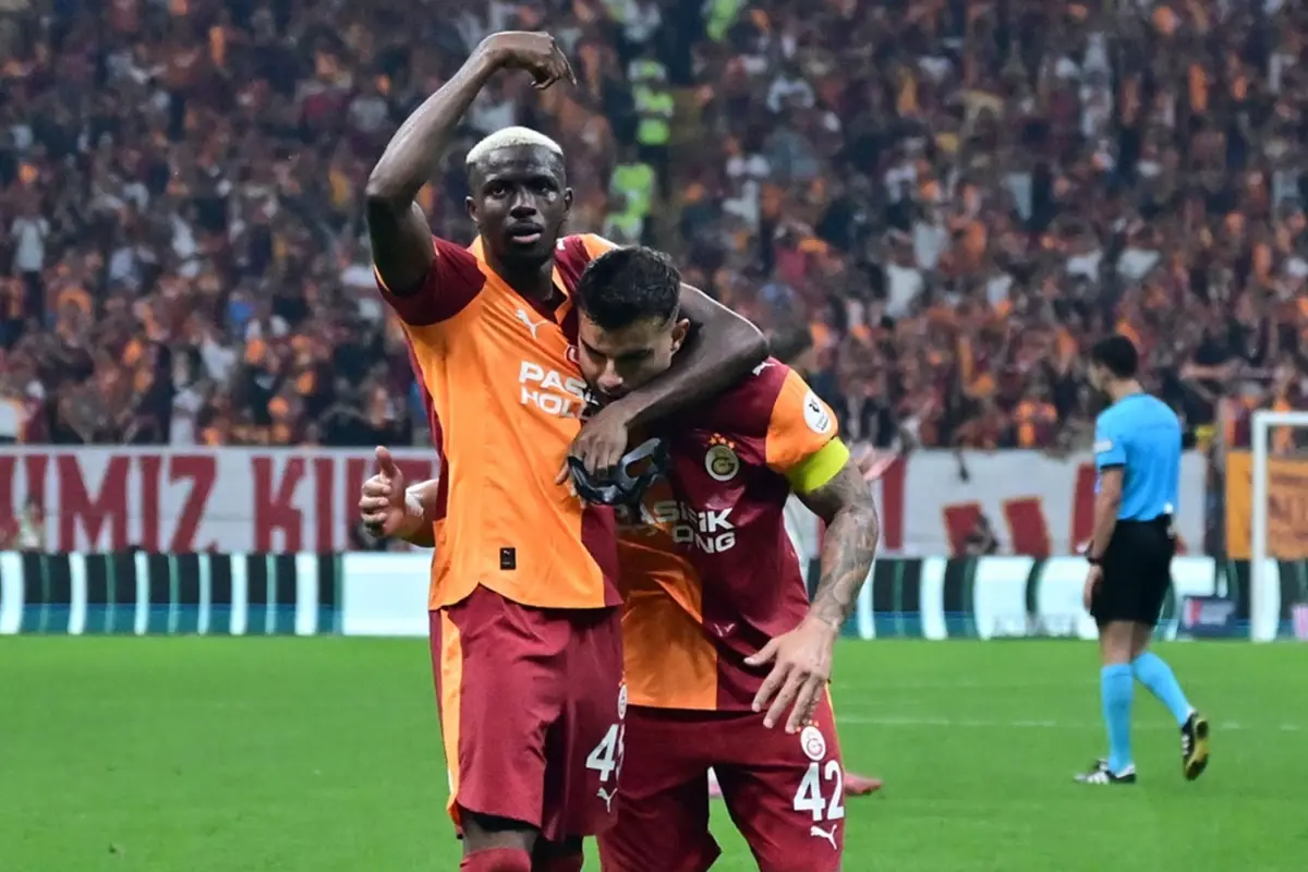 Osimhen'den sürpriz itiraf: Büyük teklifler aldım