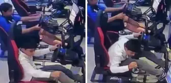 Oyuna kendini fazla kaptırınca, vites kolunu kırdı