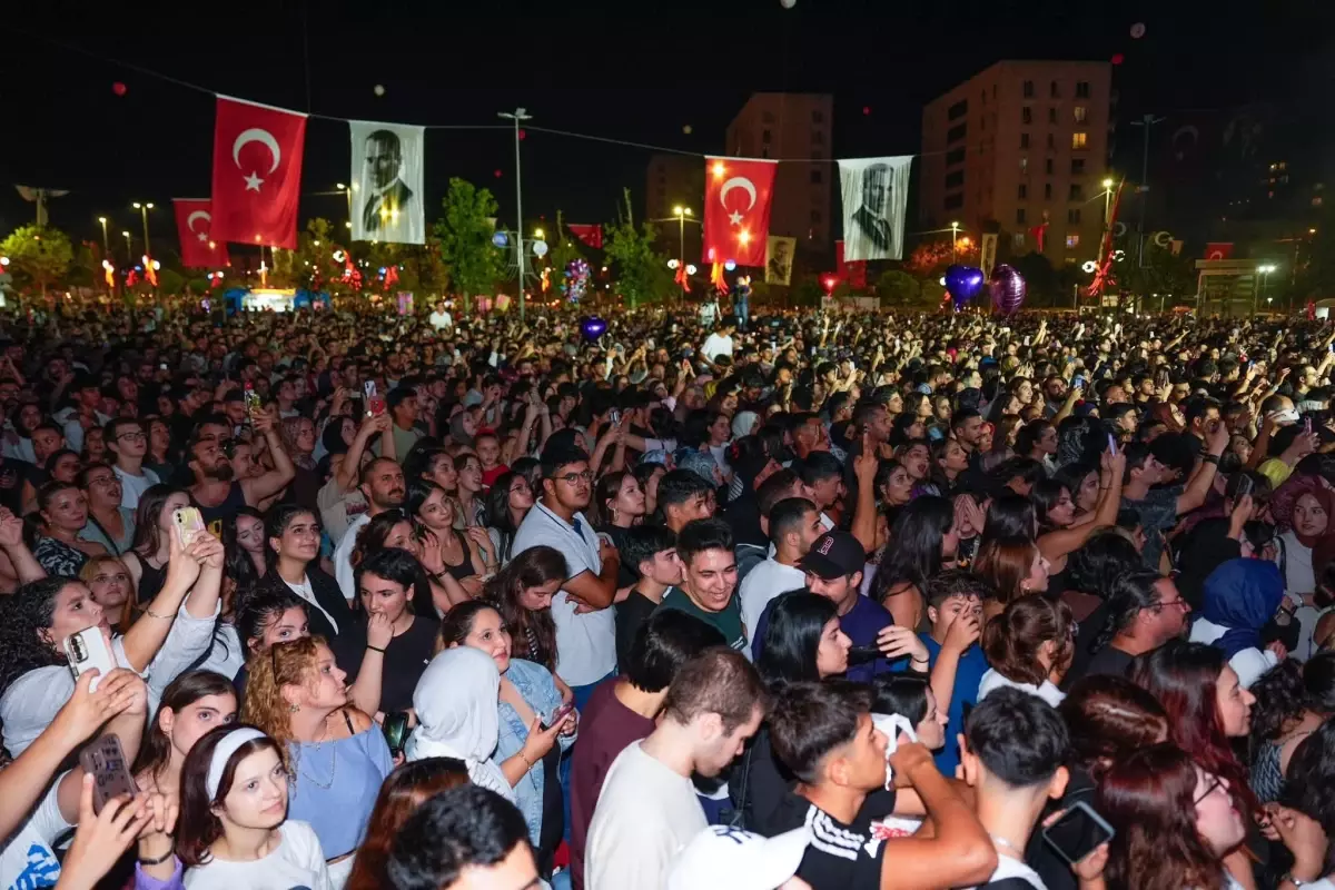 Sancaktepe'de Kültür Sanat Festivali coşkuyla kutlandı