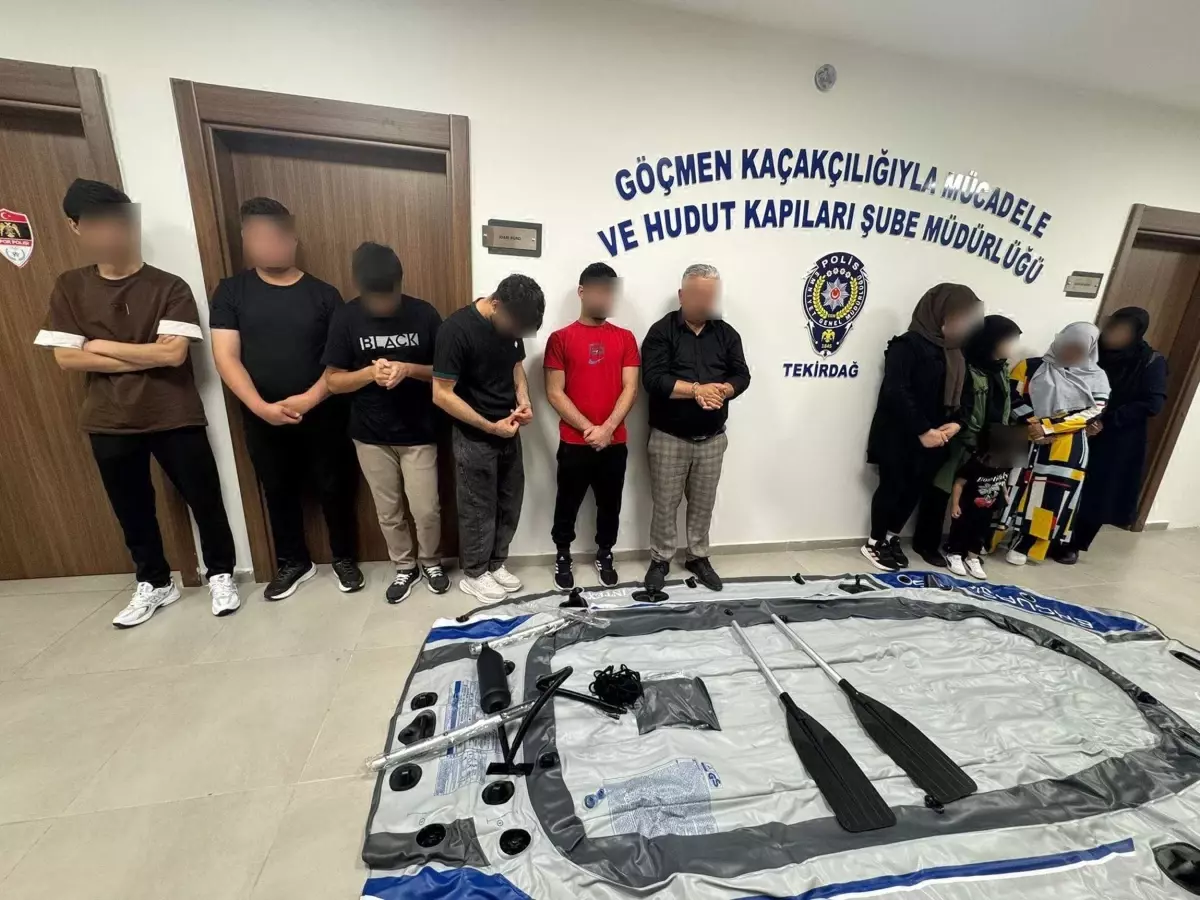 Tekirdağ'da Kaçak Göçmen Operasyonu: 15 Göçmen ve 2 Organizatör Yakalandı