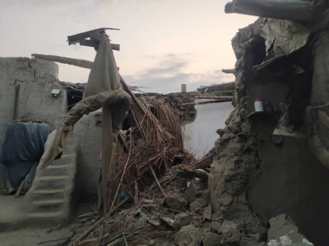 6 lik depremin vurdugu afganistan dan gelen ilk 19000992 2524 m