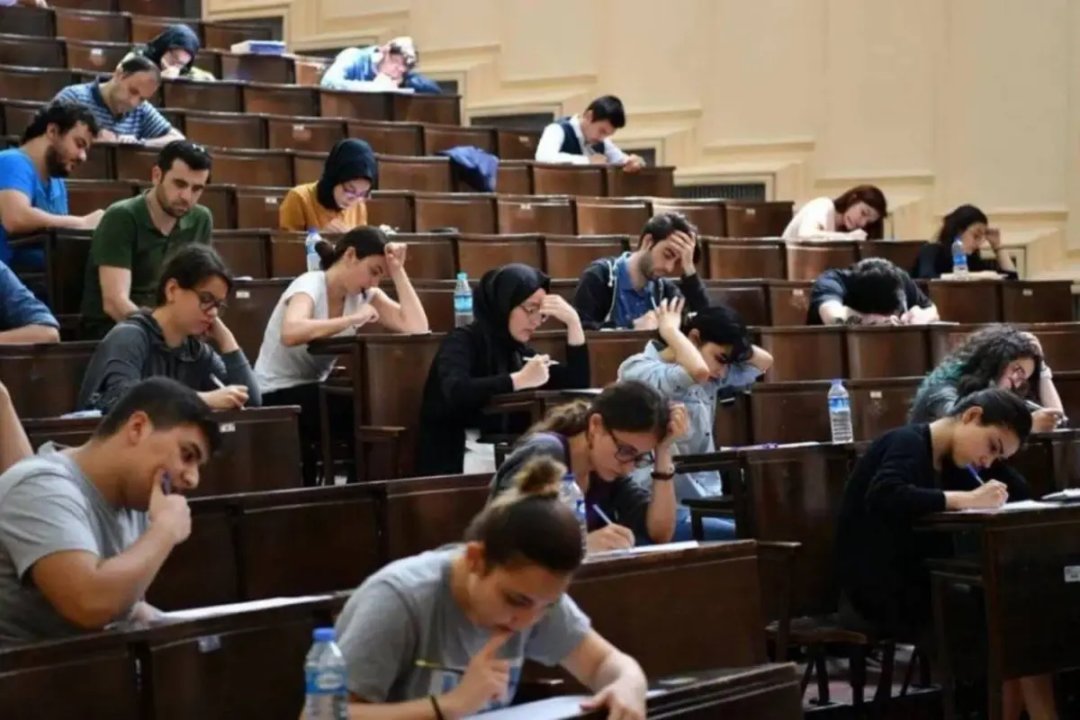 İstanbul'da 30 yaşın üstündeki öğrenciler de indirimli ulaşımdan faydalanabilecek