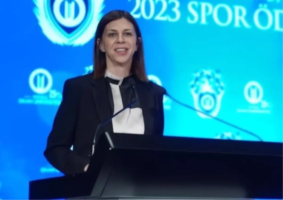 Eczacıbaşı Spor Kulübü'nde Bilun Yılmaz Kulüp Menajeri Oldu