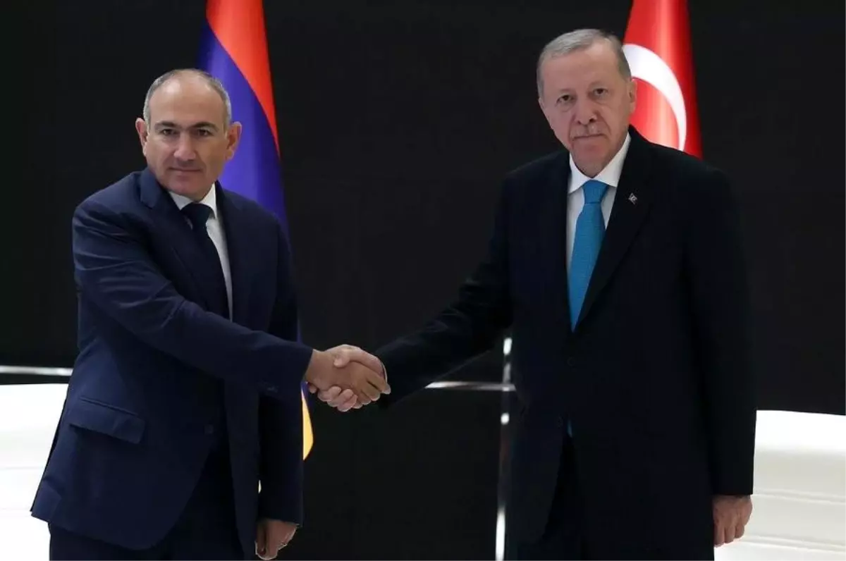 Cumhurbaşkanı Erdoğan, Ermenistan Başbakanı Paşinyan'ı kabul etti