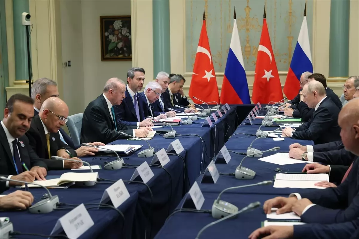 Cumhurbaşkanı Erdoğan ve Putin görüşüyor! İşte ilk görüntü