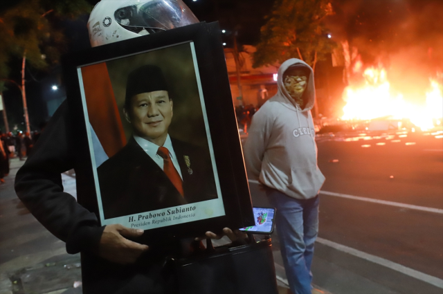 The decision was made to abolish the allowances of lawmakers that led to protests in Indonesia