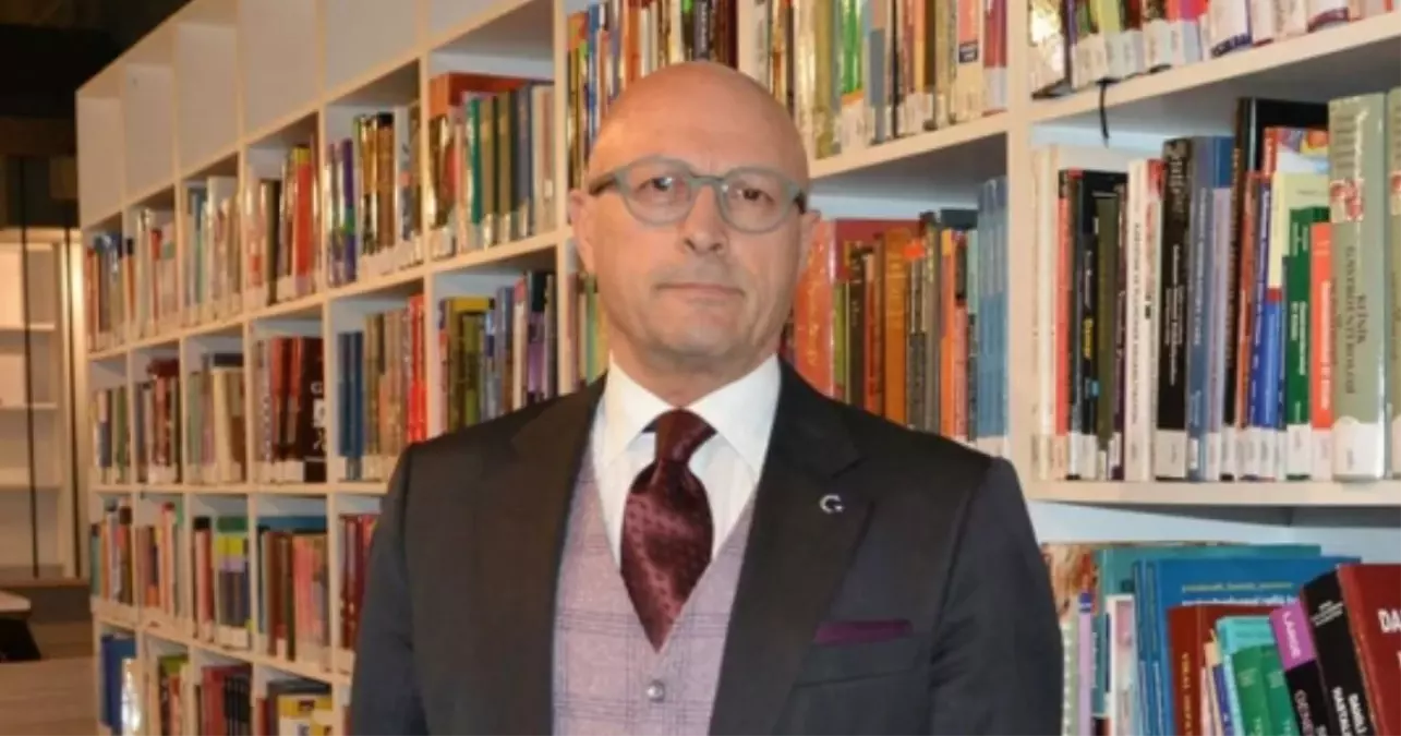 Erol Mütercimler kimdir? Erol Mütercimler kaç yaşında, nereli?