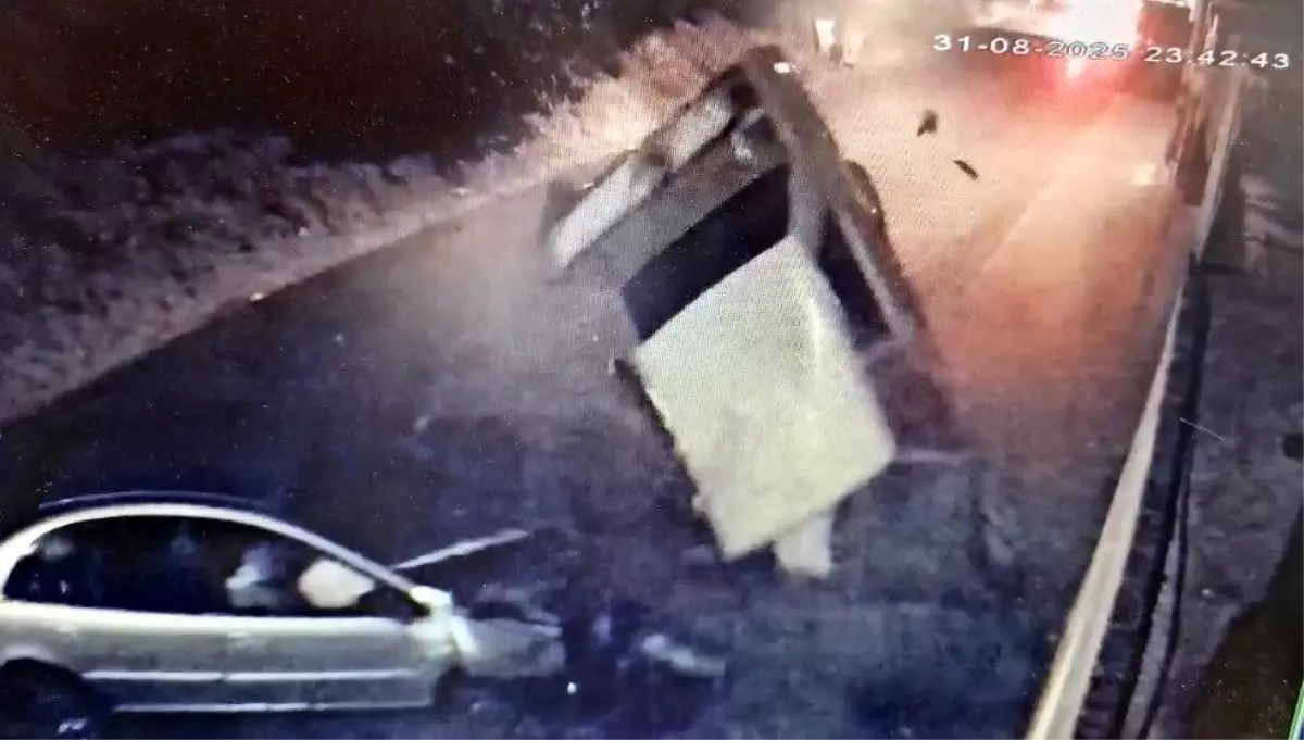 Aydın'da Kafa Kafaya Çarpışma: 8 Yaralı