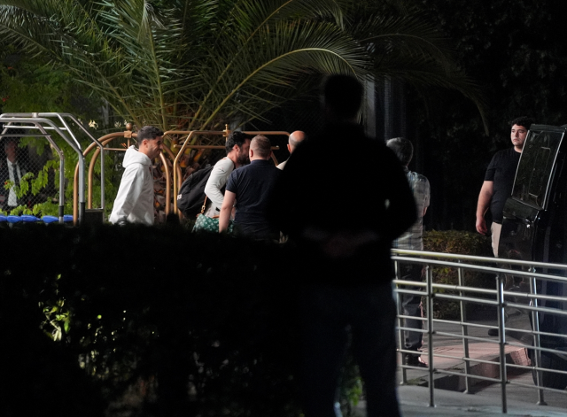 Fenerbahçe detonated another bomb after Kerem! The star footballer arrived in Istanbul at midnight