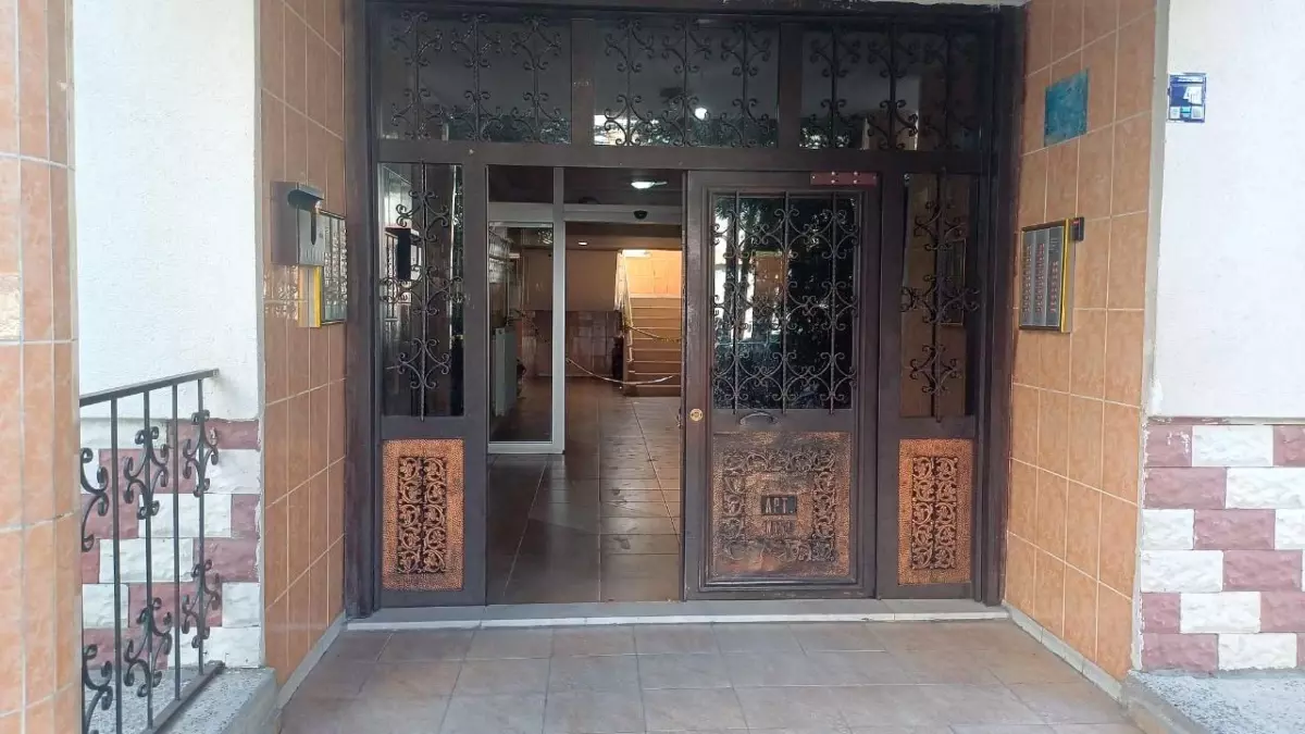 Kayseri'de Bina Görevlisi Tartışma Sonrası Bıçaklanarak Hayatını Kaybetti