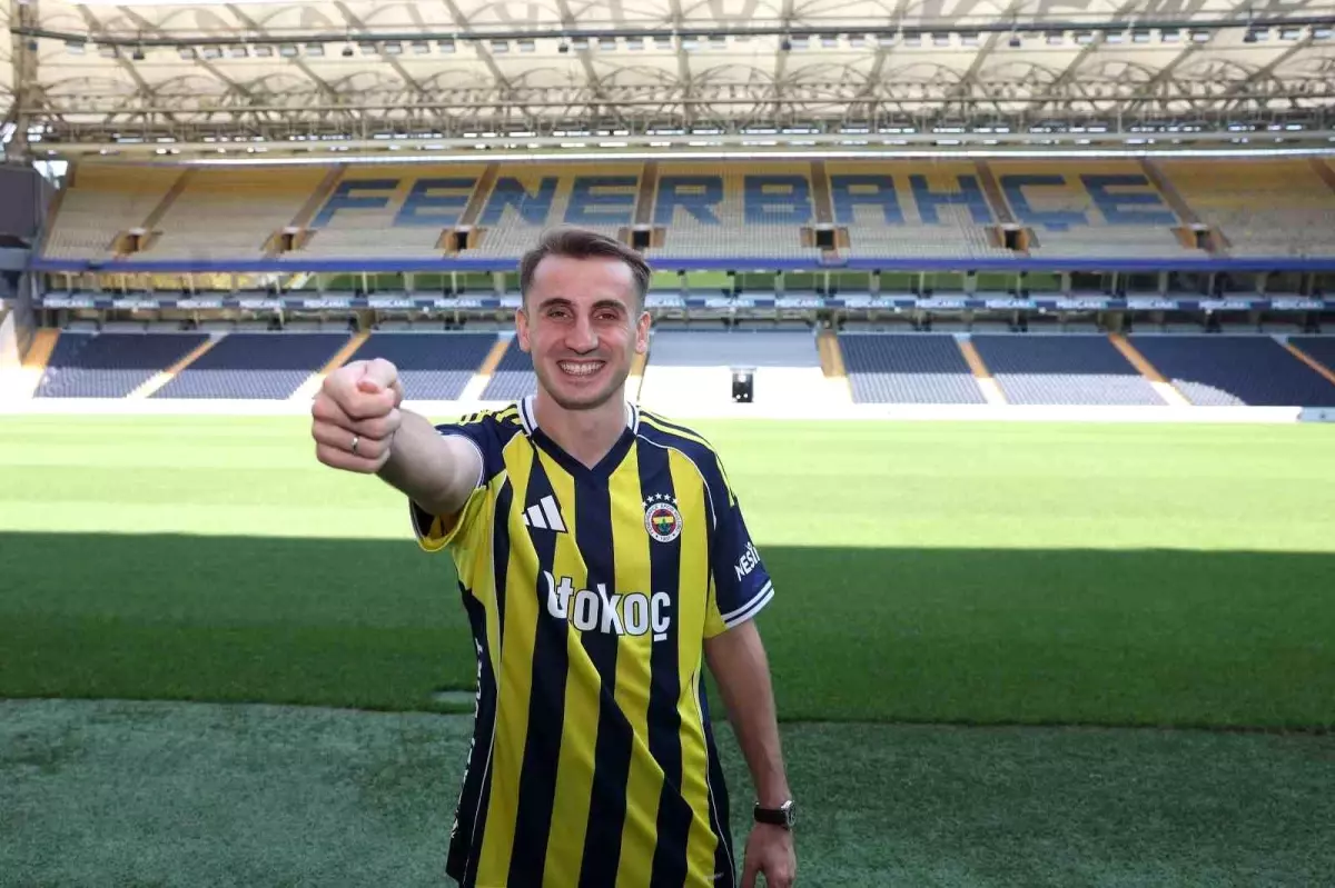 Fenerbahçe, Kerem Aktürkoğlu ile 4 Yıllık Sözleşme İmzaladı