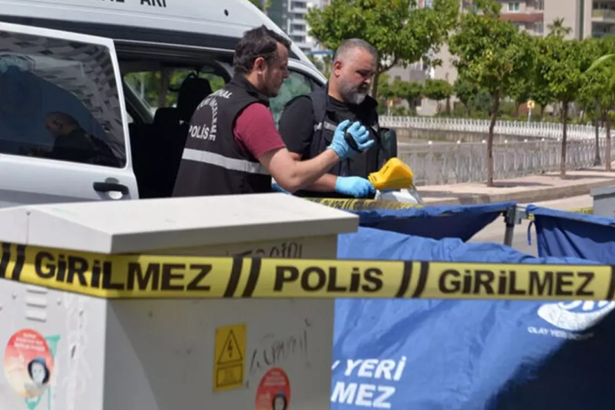 Konteynerde ölü bulunan bebeğin annesi gözaltında! Çöpe atıp alışverişe gitmiş