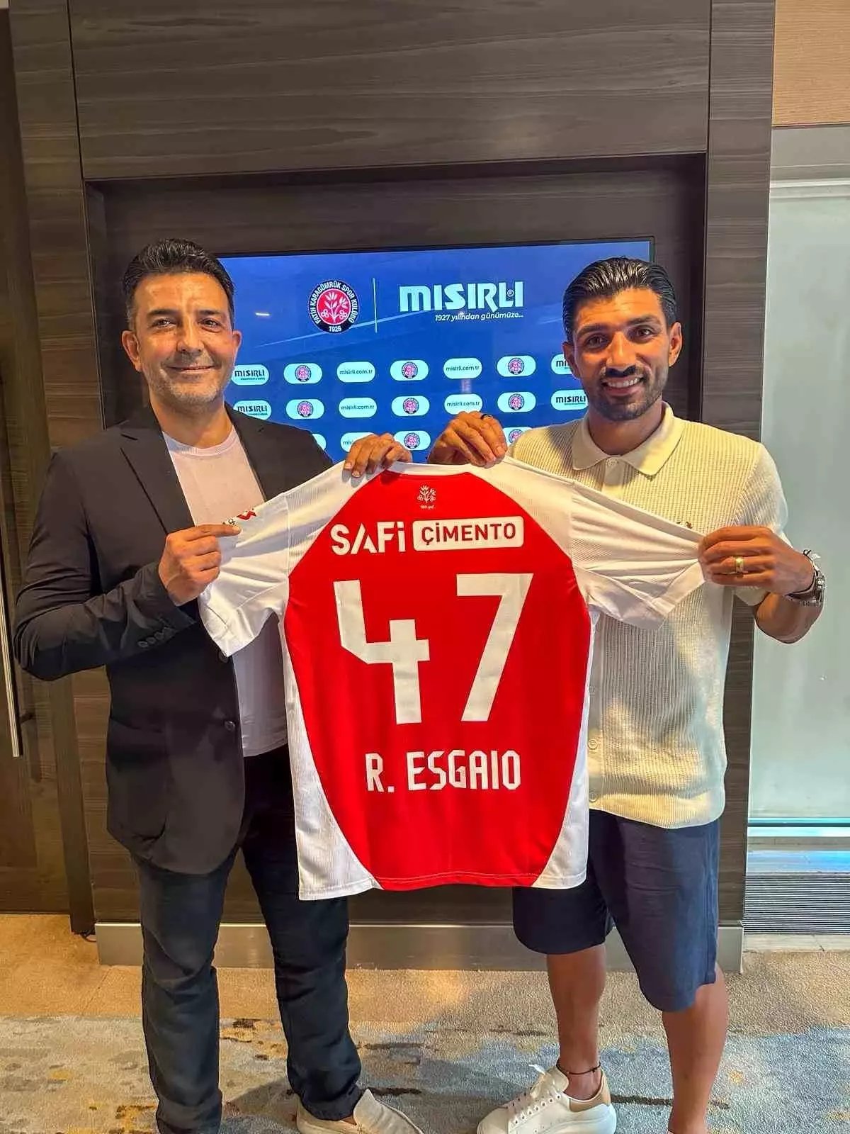 Fatih Karagümrük, Ricardo Esgaio ile Anlaştı