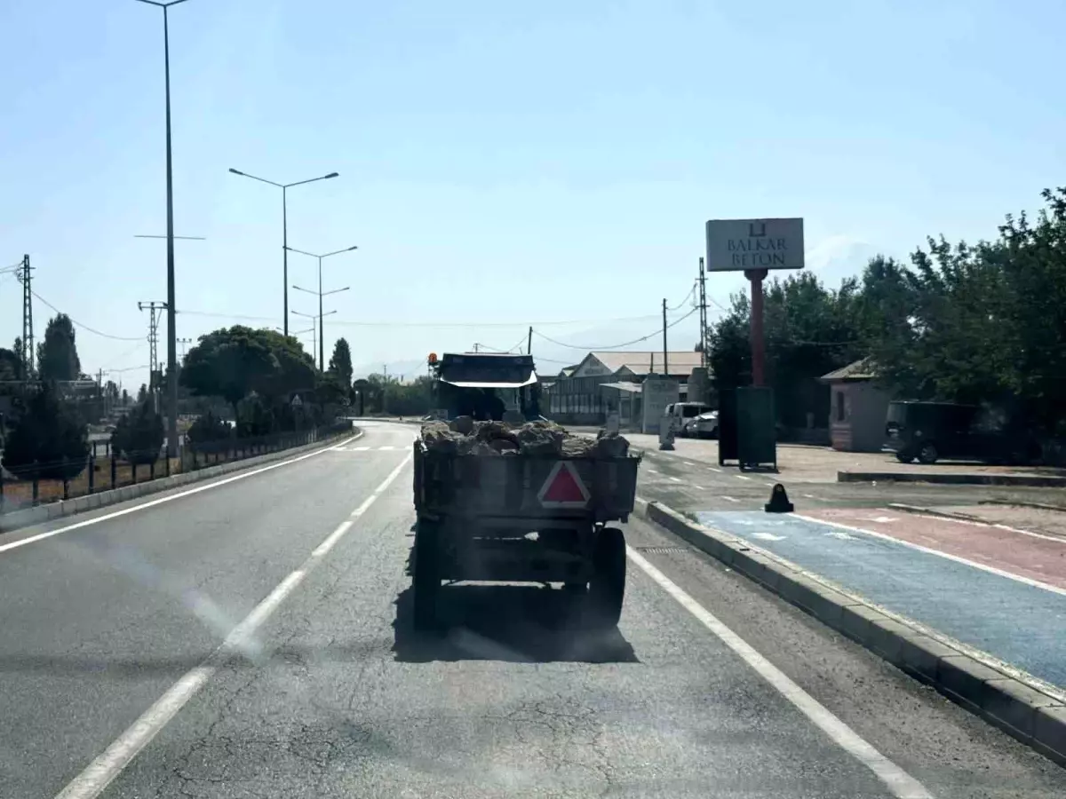 Iğdır'da Traktör Paniği: Lastikler Sallandı