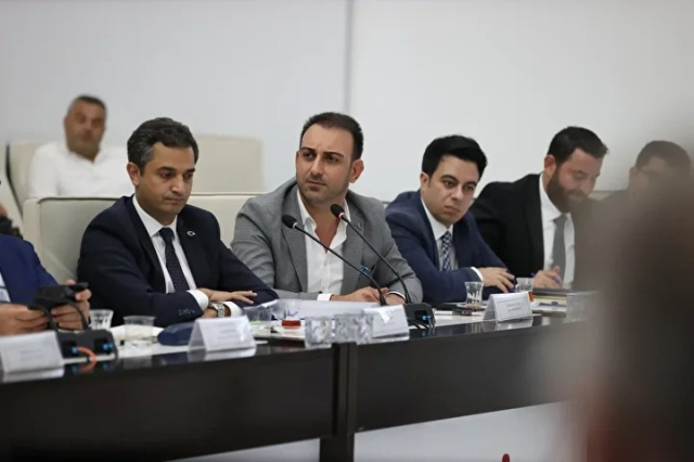 Politics was forgotten! Thanks to Minister Kurum from the CHP mayor and the İYİ Party deputy