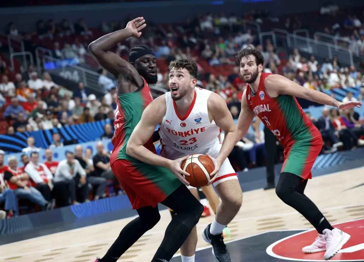 A Milli Basketbol Takımı, Sırbistan ile Liderlik İçin Mücadele Edecek