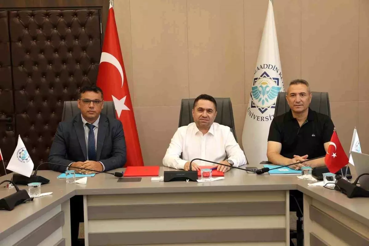 ALKÜ ve Tez-Koop-İş Arasında Yeni Dönem Toplu İş Sözleşmesi İmzalandı