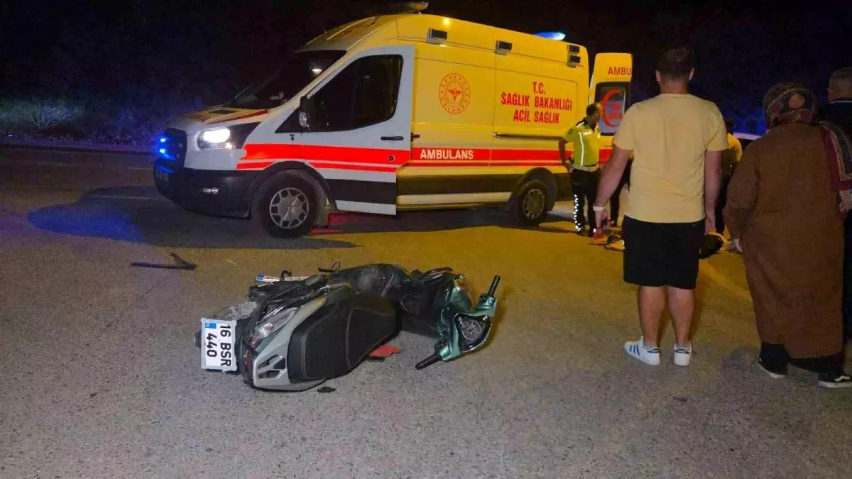 Bursa'da Trafik Kazası: İki Suriye Uyruklu Kardeş Yaralandı